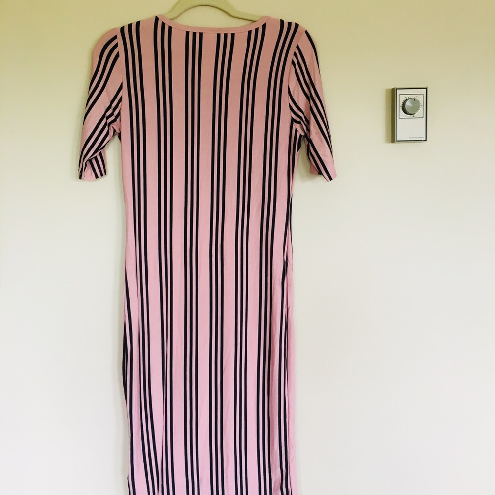 Pink & Black Form Fitting Dress // Lula Roe